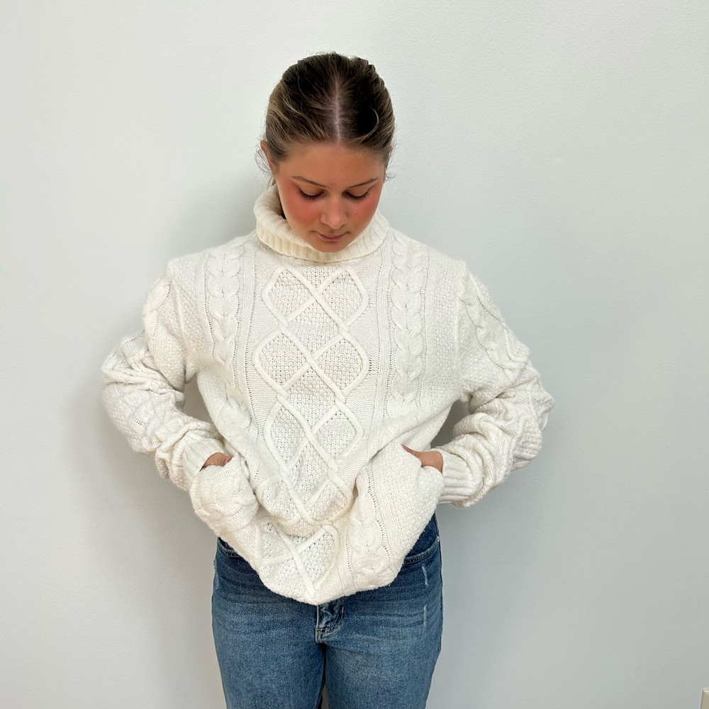 Cozy Cable Knit Turtleneck Sweater - Cream